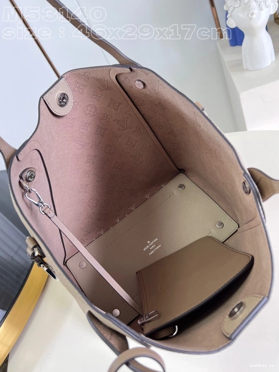 WIS x LOUIS VUITTON x 29.5 17CM HINA-46 1114